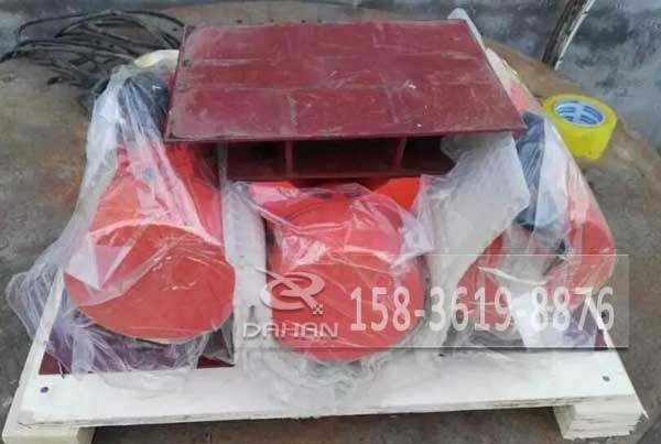 倉壁振動(dòng)器