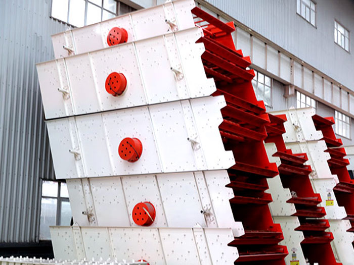 礦用振動(dòng)篩生產(chǎn)車間實(shí)圖